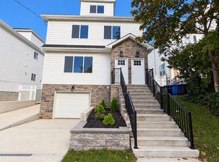 335 Oakland Ave, Staten Island, NY 10310