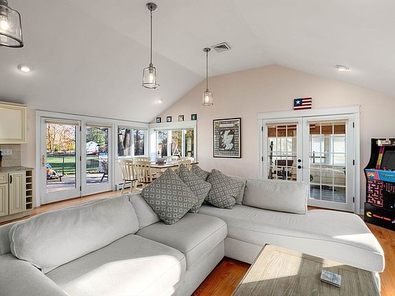 2nd image of 66 Columbus Ave