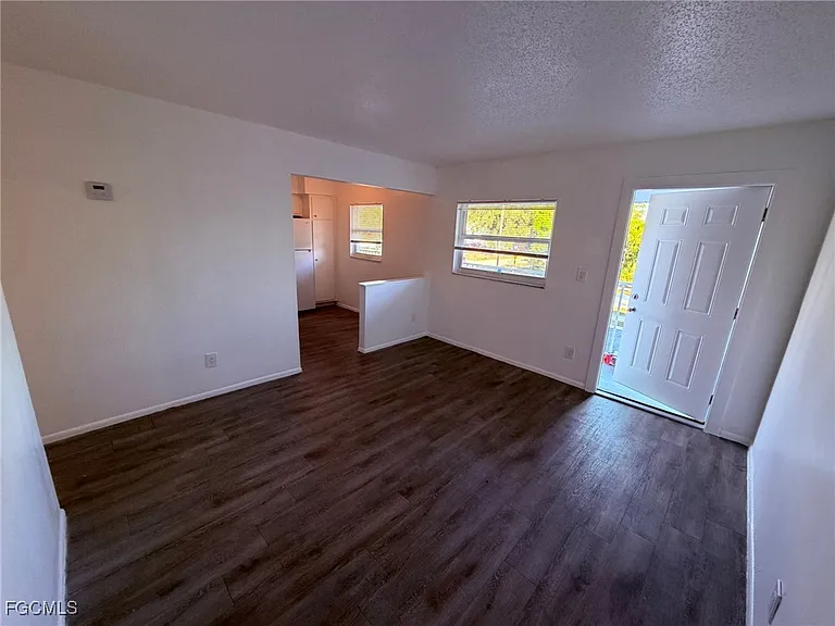 2708 Broadway #7 — Photo 8