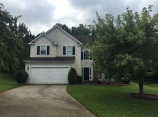 185 Lazy Willow Ln, Lawrenceville, GA 30044