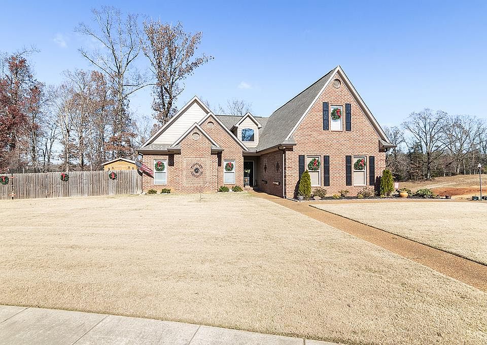 1st image of 1015 Whitetail Dr