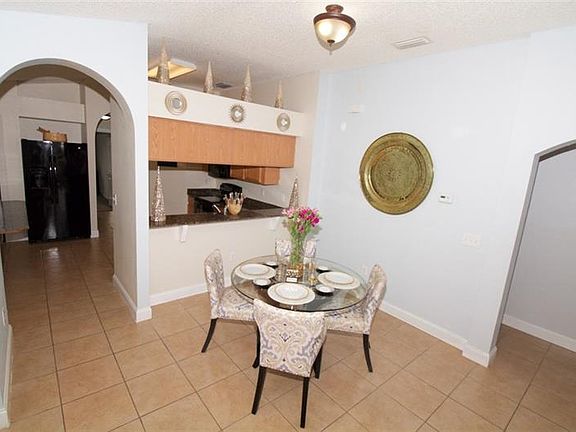2nd image of 11746 Lynmoor Dr