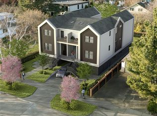 1434 Brooke St #3, Victoria, BC V8S 1M3