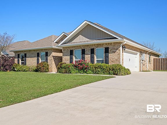 2nd image of 10025 Wexford Ln
