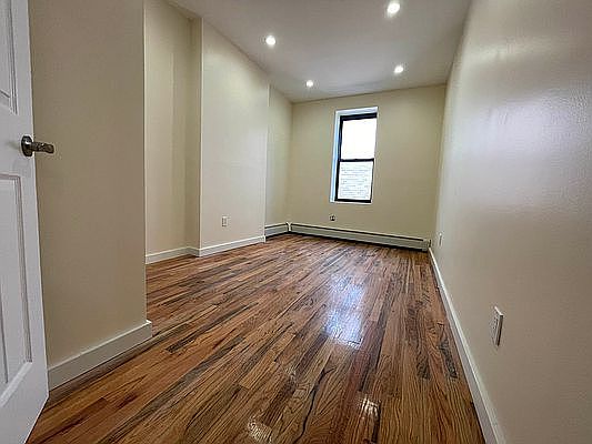 5th image of 1463 Saint Marks Ave Floor 2