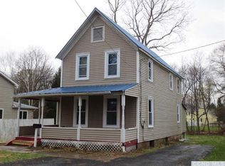 142 Grandview Ave, Catskill, NY 12414