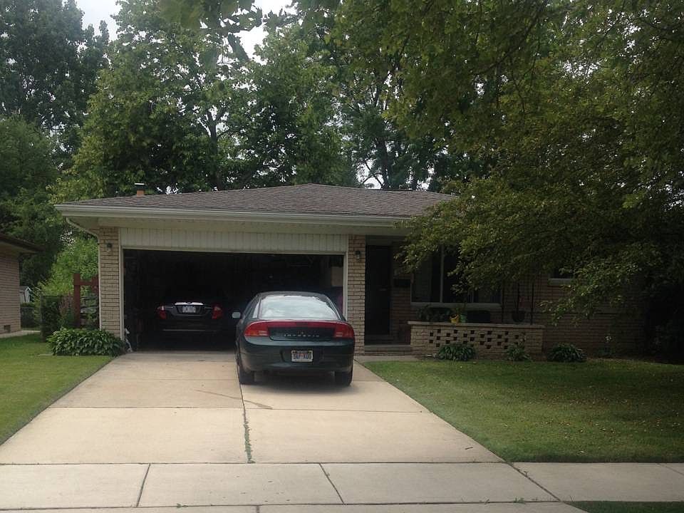 1st image of 3090 Juanita Dr