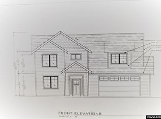 135 Steelhammer Rd, Silverton, OR 97381