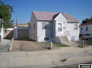 1037 Arapahoe St, Rock Springs, WY 82901