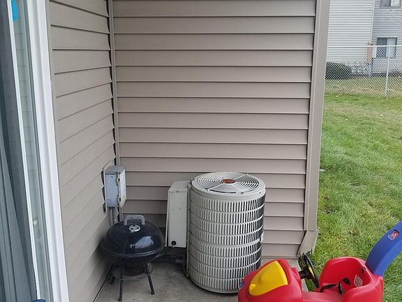 3rd image of 4346 Norman Dr SE #104
