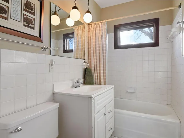 2254 Arthur St NE #2 — Photo 10