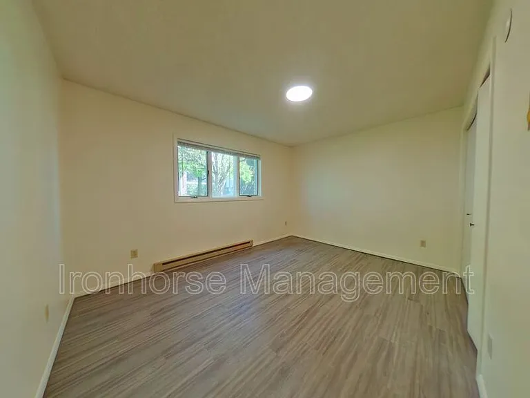 811 W Villard St #56 — Photo 9