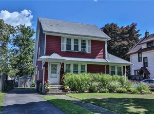 82 Grassmere Park, Rochester, NY 14612