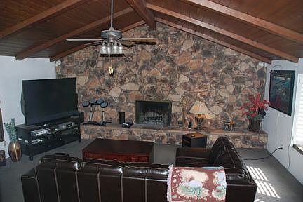 4th image of 715 N Garsden Ave