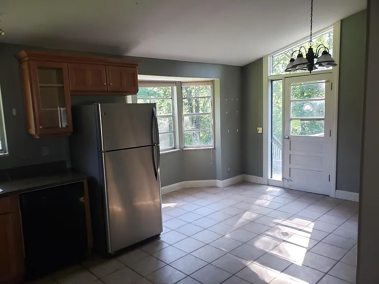 10474 Garibaldi Pl — Photo 9