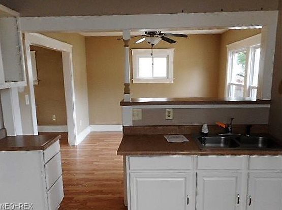 2nd image of 2410 Montclair Ave