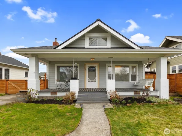 809 Sumner Ave, Sumner, WA 98390