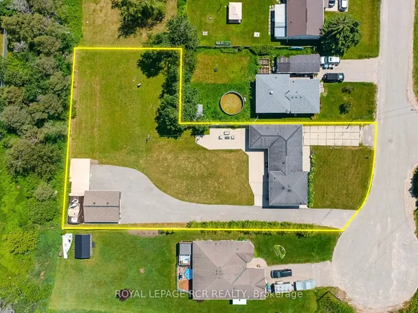 13 McDowell St, Southgate, ON N0C 1B0