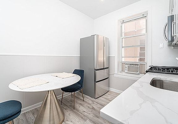 2nd image of 24-34 27th St #2B