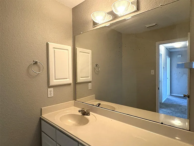 19543 Clevera Walk Ln — Photo 44
