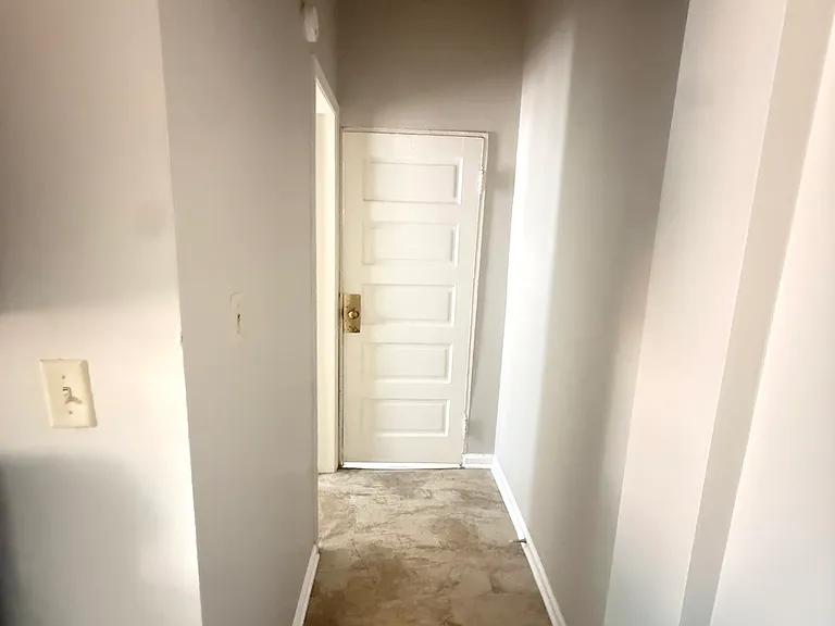 1110 Wertland St #2 — Photo 1