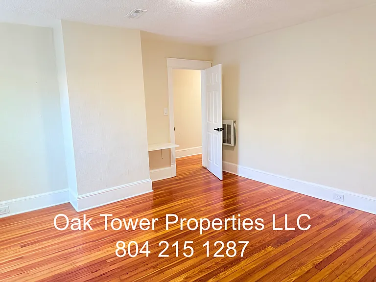3301 Main St #B — Photo 6
