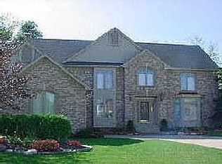 3597 Aynsley Dr, Rochester Hills, MI 48306
