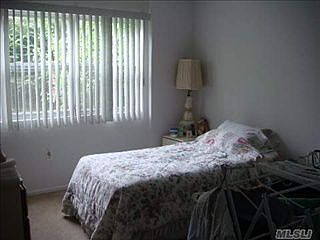 3rd image of 2295 Milburn Ave Unit 4