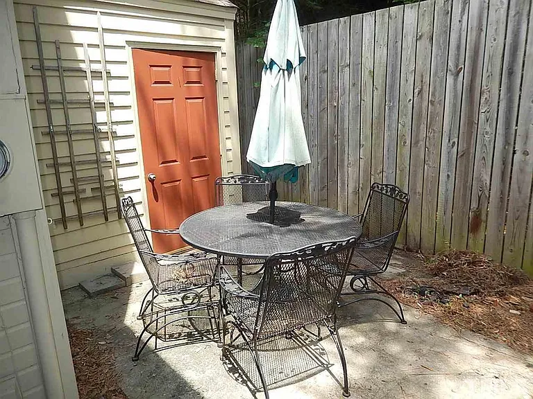 1302 Dylan Heath Ct — Photo 16