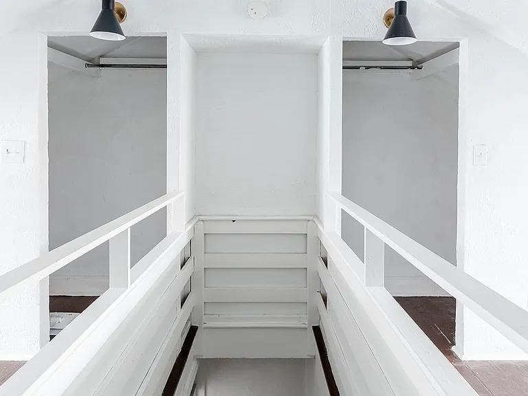 5224 Carnegie St — Photo 16