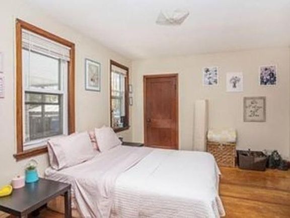 2nd image of 43 West St #1