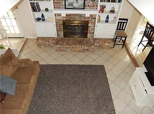 16131 La Avenida Dr, Houston, TX 77062