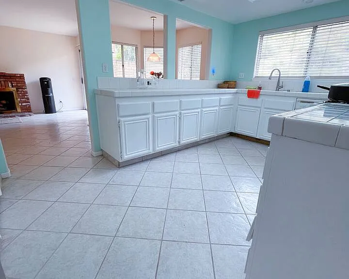 541 Bruin Dr — Photo 7