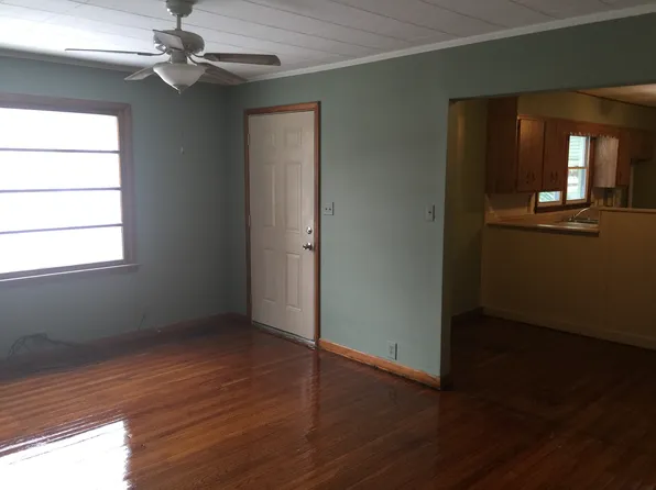 1109 Feazel Rd, Harrisburg, IL 62946