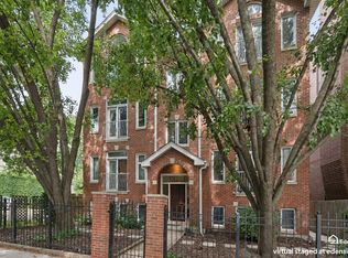 1450 W Erie St APT 1E, Chicago, IL 60642