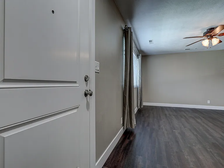 Entrance to living area