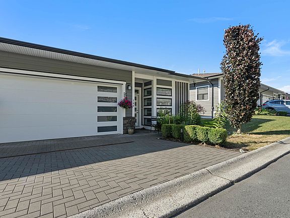 3rd image of 51096 Falls Ct #144