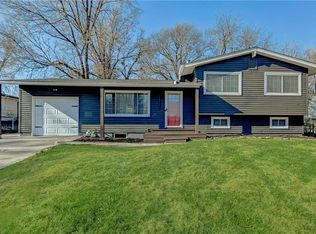 6208 N Woodland Ave, Kansas City, MO 64118