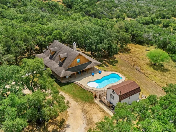 795 County Road 368, Mico, TX 78056
