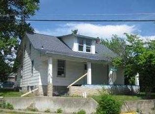 1221 E Water St, Jefferson City, MO 65101