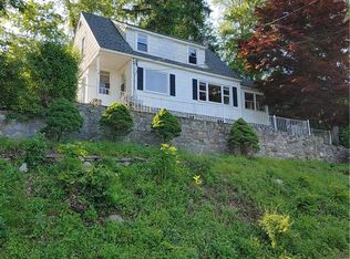 149 W Lakeshore Dr, Carmel, NY 10512