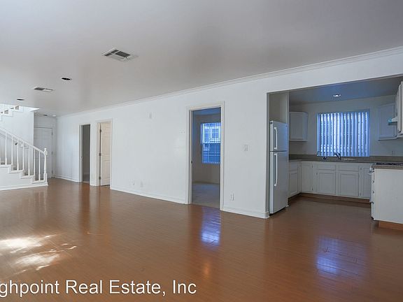 2nd image of 3141 Perlita Ave Unit 3141