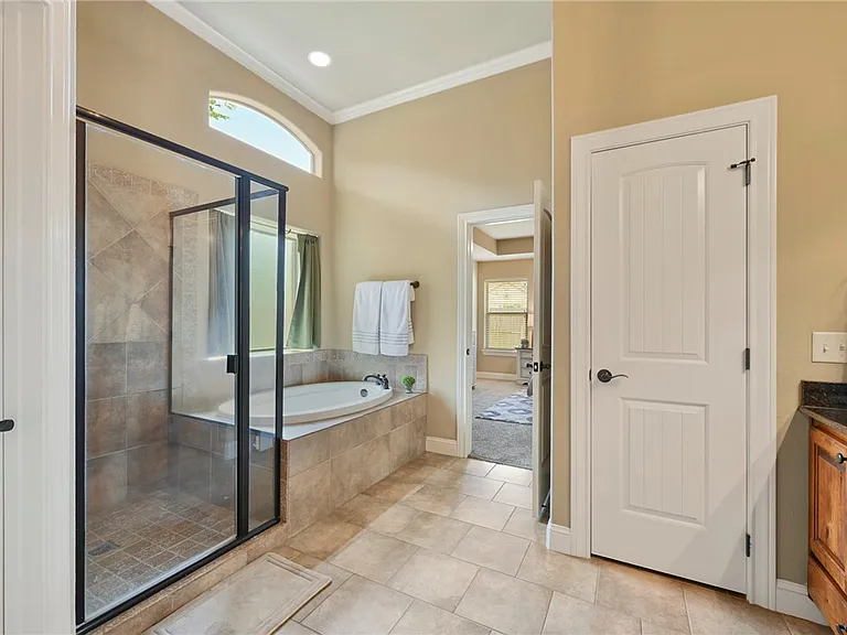 4008 Noirmont Ct — Photo 16