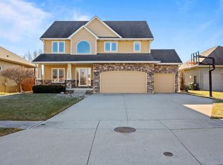 527 SW 32nd Ct, Ankeny, IA 50023