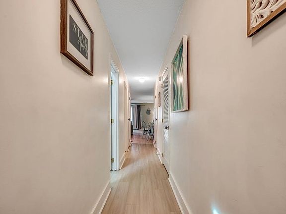 3rd image of 1860 Auburn Ln. #19-D