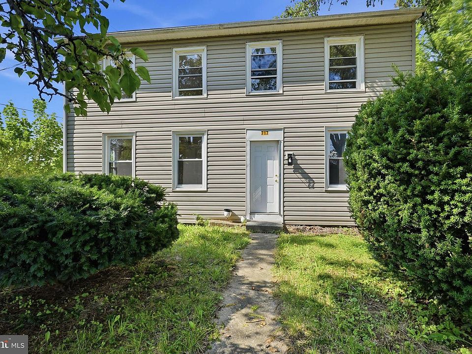 1st image of 715 Strickersville Rd