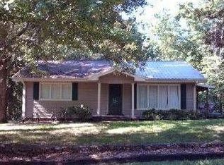 290 Lake Access Rd S, Camden, TN 38320