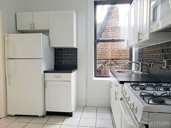 4th image of 66 W 9th St APT 54