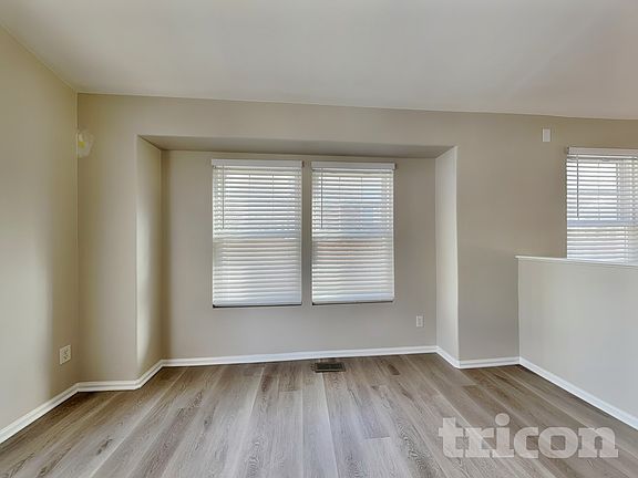3rd image of 20387 E Dartmouth Dr