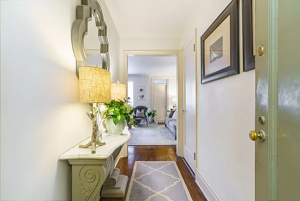 Sold by LG Fairmont Group | media 2